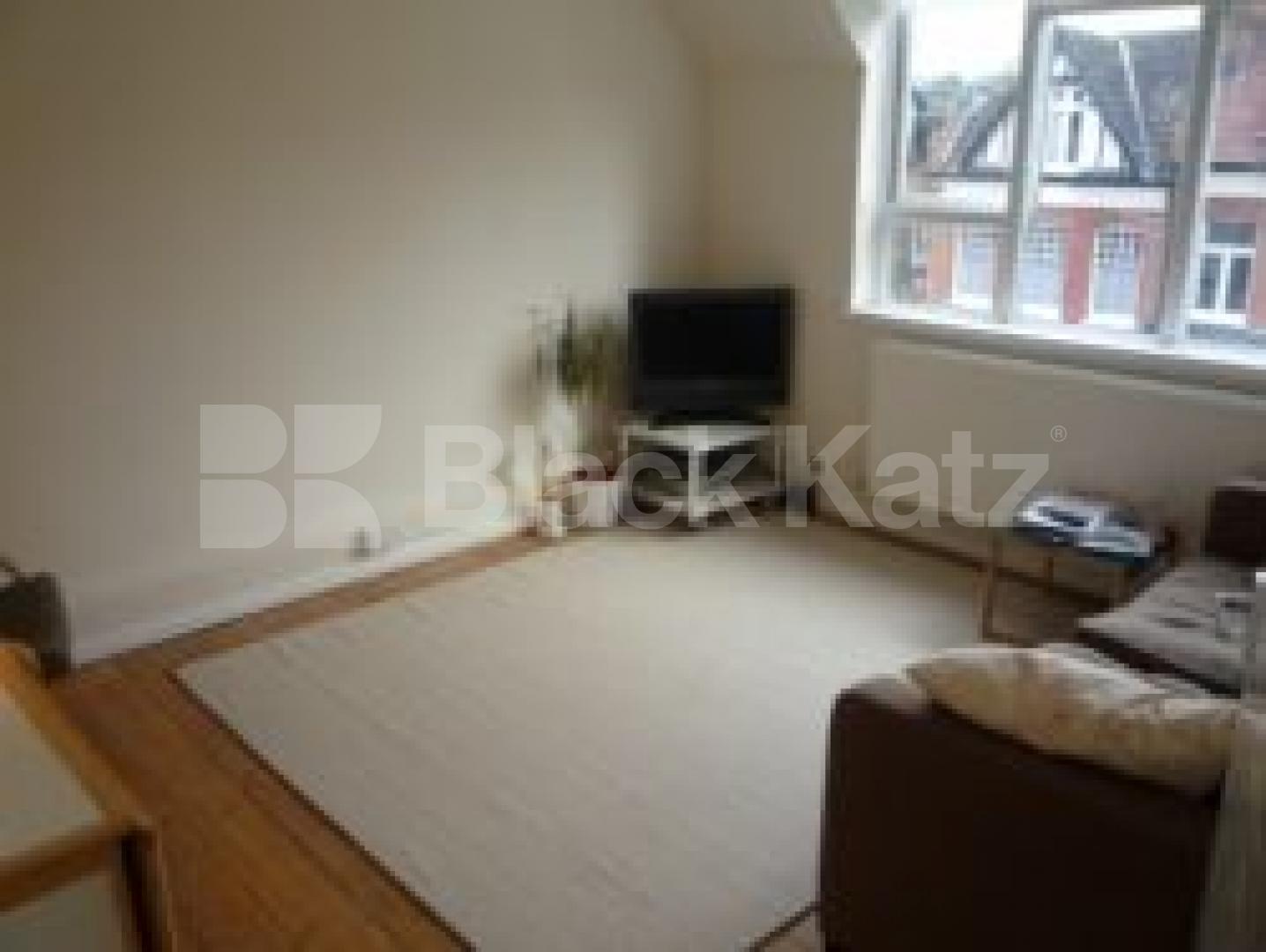 			1 Bedroom, 1 bath, 1 reception Flat			 Nelson Road, CROUCH END N8